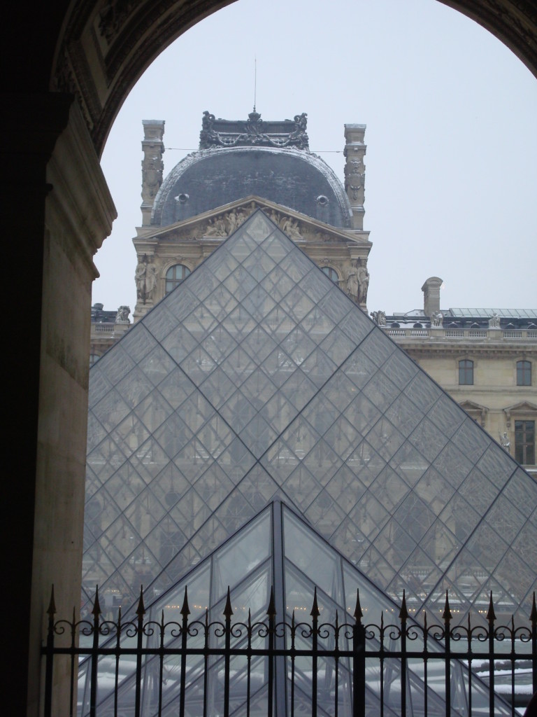 Paris Louvre courtyard pyramid entrance