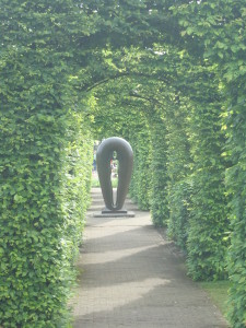 Walking through the gardens at Keukenhof Garden