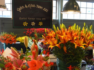 Flowers, flowers everywhere - so many colorful choices