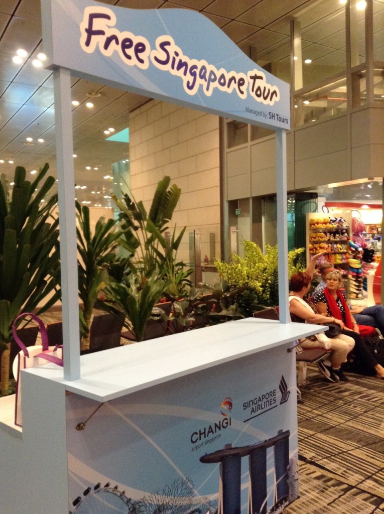 Free Tour of Singapore stand