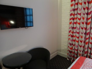 Hotel Fabric tv/seating