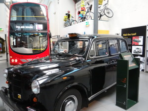 London Black Cab 25 London Travel Tips