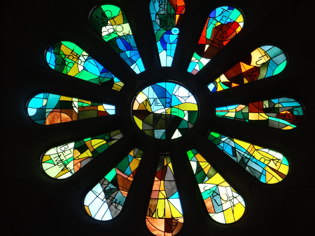 La Sagrada Familia stained glass windows