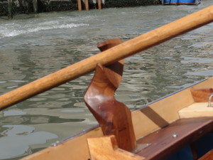 Row Venice oar