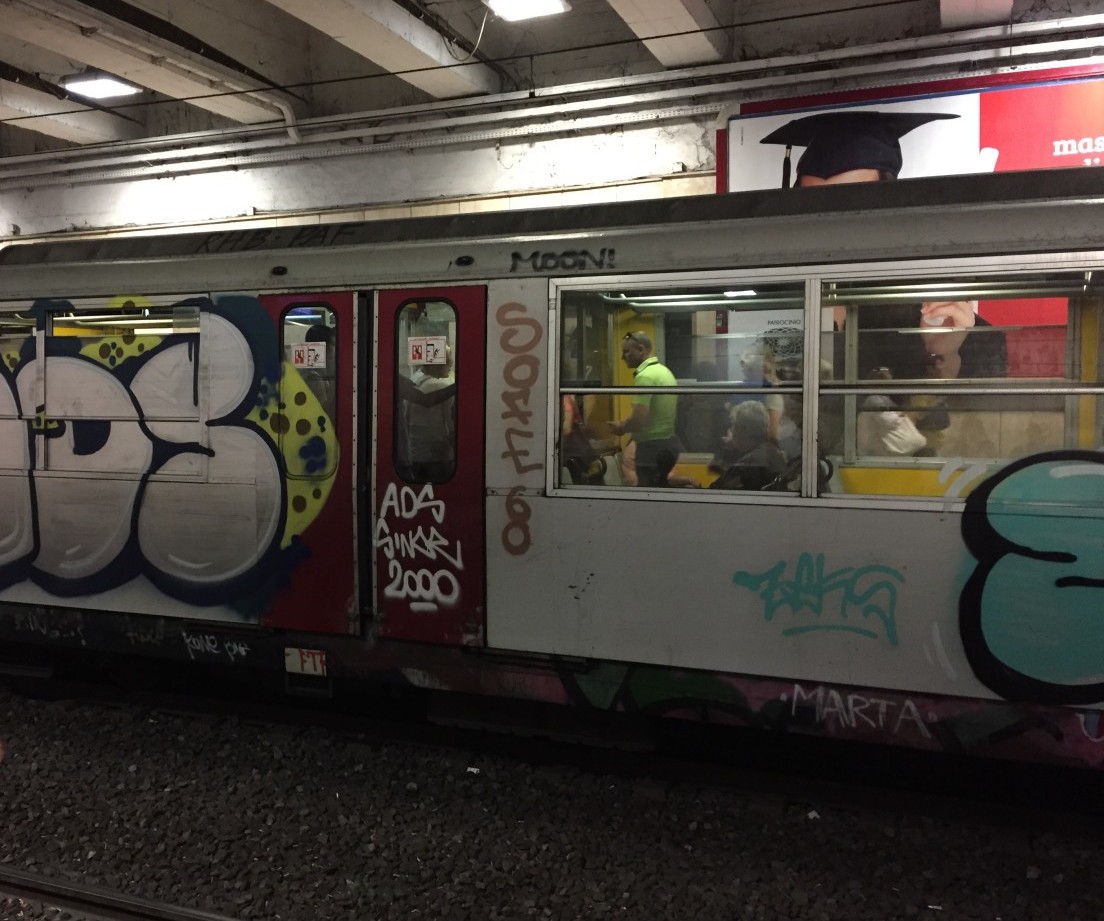 Naples train cars graffiti