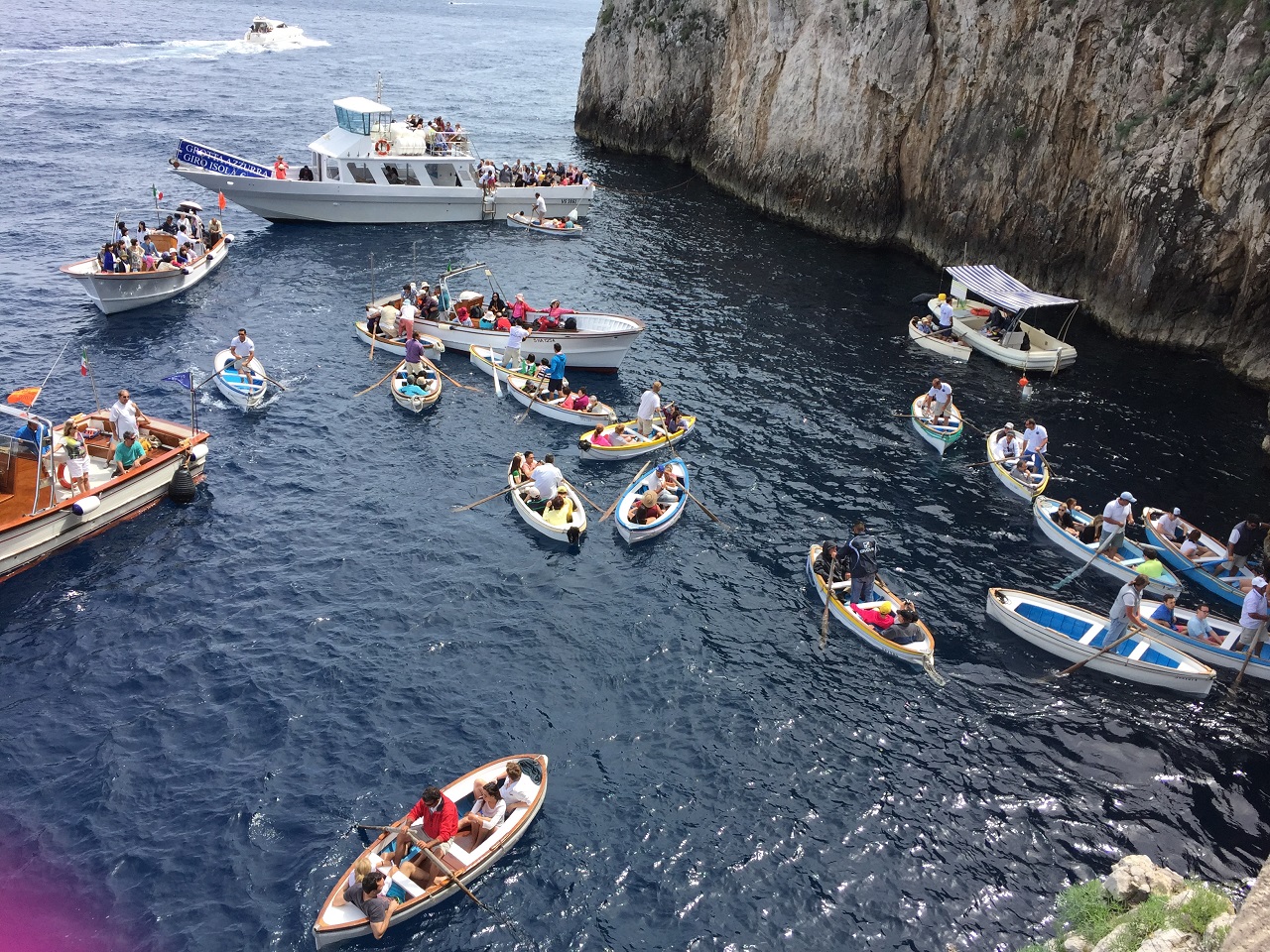 Blue Grotto Traffic Boats