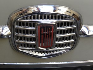 Fiat500 grill logo nuovo 