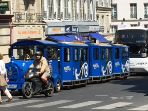 Paris tourist train