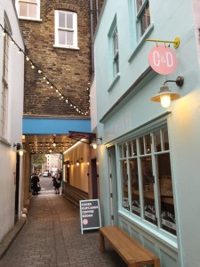 London Cupcake and Chocolate walking tour Carnaby