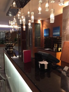 Spheres lobby bar Sofitel Heathrow Hotel