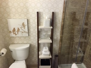 Renovated Philadelphia Hyatt at the Bellevue bathroom