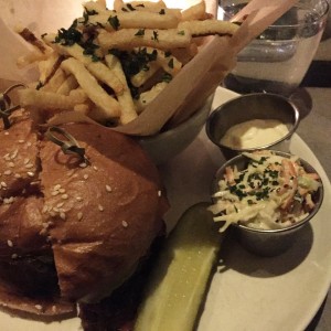 Burger at Hotel Eventi Kimpton The Vine