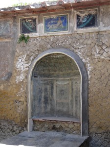 Herculaneum Roman house colors