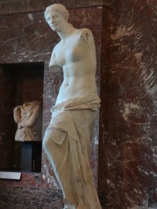 Venue de Milo Louvre Paris Highlights tour First Trip to Paris & London