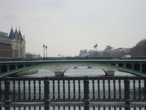 Paris Seine Winter Starwood Luxury Privileges Promotion Paris