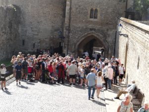 Tower of London tour Beefeater group