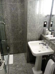 Dorset Square Hotel Bathroom