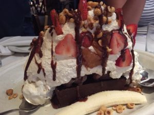 Art Weekend in D.C. Carmine's NYC Titanic dessert