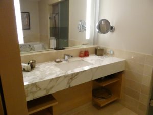Four Seasons Seattle Bathroom