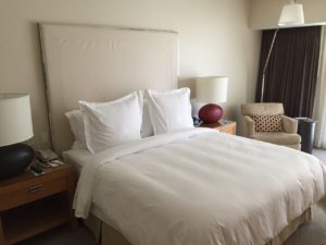 Four Seasons Seattle Guest Room