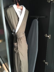 Loews Hotel 1000 robes