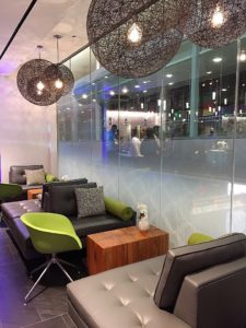 AMEX PHL Centurion Lounge seating bar