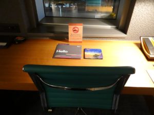 Room Desk at London Aloft Excel