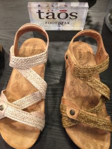 Best Summer Travel Shoes for Women Taos Benjamin Lovell Shoes
