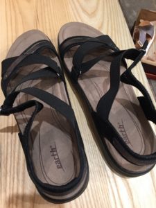 Best Summer Travel Shoes for Women Earth Shoes Benjamin Lovell Shoes