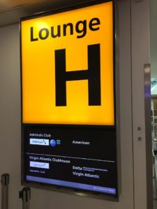 AA Lounge T3 LHR Lounge H