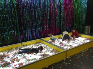 Happy Place confettti kids