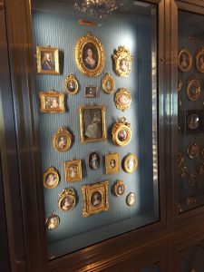 Wallace Collection art minitures boudoir