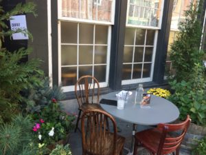 Outdoor dining Dandelion Philly