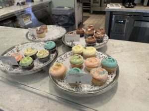 Magnolia Bakery Cupcakes Penn Station Moynihan Train Hall