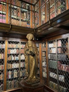 Morgan Library Corner Statue
