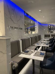 Dining Room at Newark United Polaris Lounge
