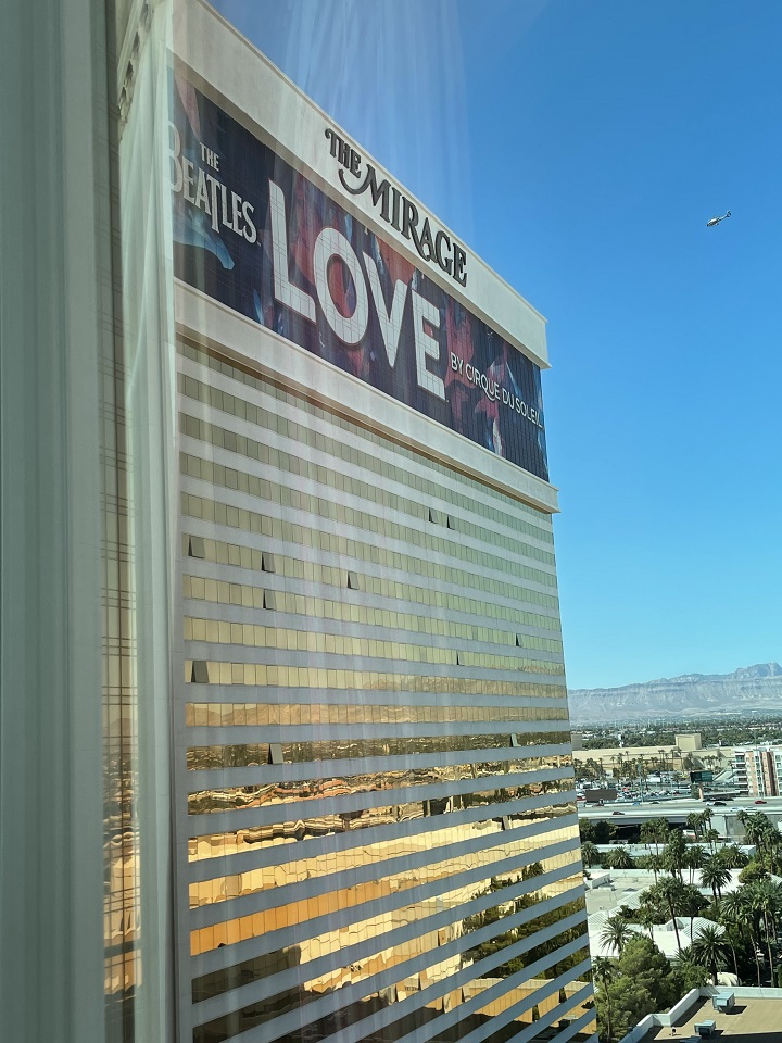 Review: The Mirage Hotel Las Vegas - First visit for Mom's 80th birthday