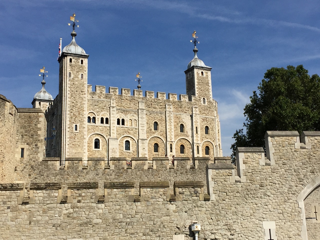 White Tower of London tour Context Travel